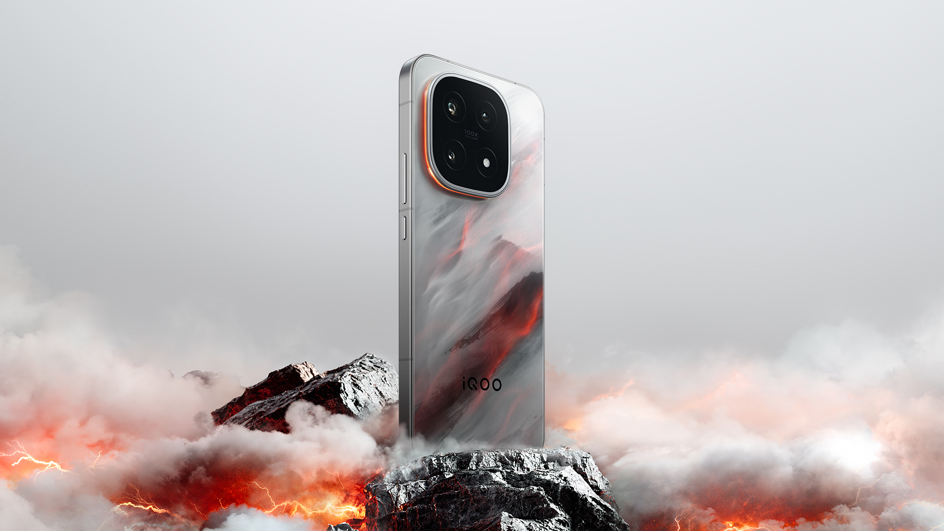 iQOO 15 Arrives in Apex Colour